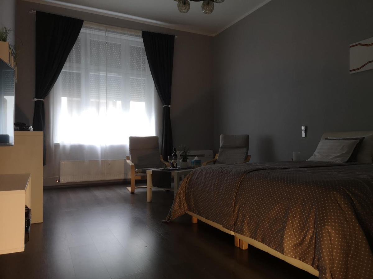 Central Apartment ブダペスト エクステリア 写真