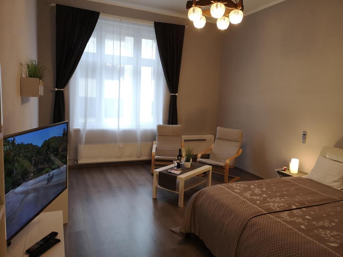 Central Apartment ブダペスト エクステリア 写真